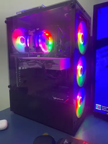 Pc gamer rx580 xeon 16gb de ram 3200 ssd250