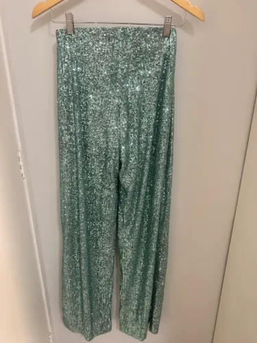 Calça de paetê