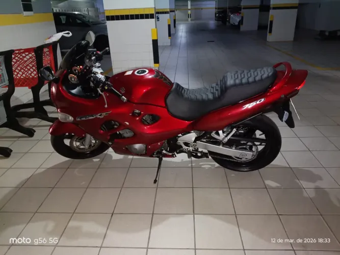Suzuki GSX 750F