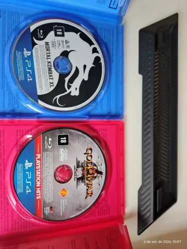Jogos de ps4 + base vertical para ps4