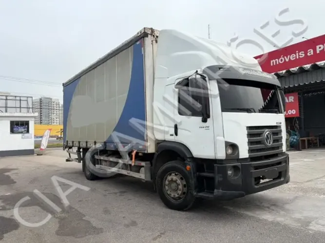 VW 17-230 CONSTELLATION ANO 2018 BAU SIDER 7,10M