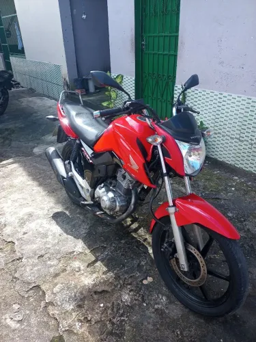FAN VERMELHA 2022