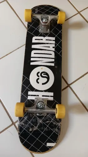 Skate semi novo .tamanho 78x18