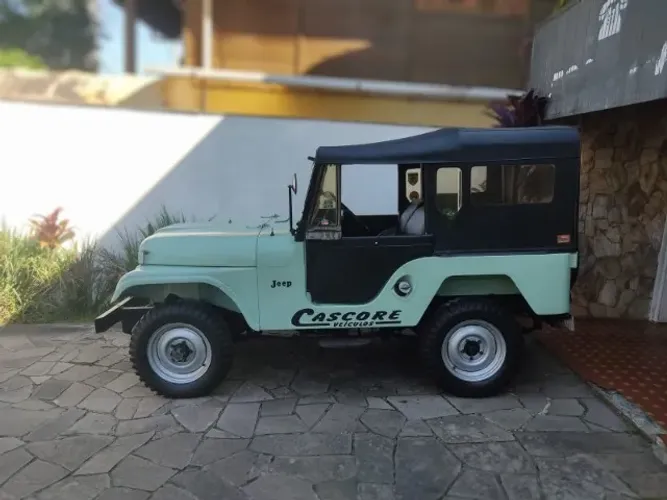 Willys Overland Jeep 2.6 12V Gasolina 2P 1966