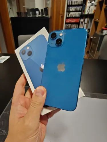 iPhone 13