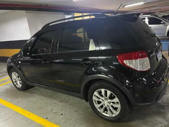 Suzuki SX4 2.0 16V 145cv 4WD 5P Aut. 2014