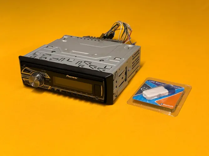 Rádio Automotivo Pioneer MVH-158UI - FM / USB / AUX / Bluetooth