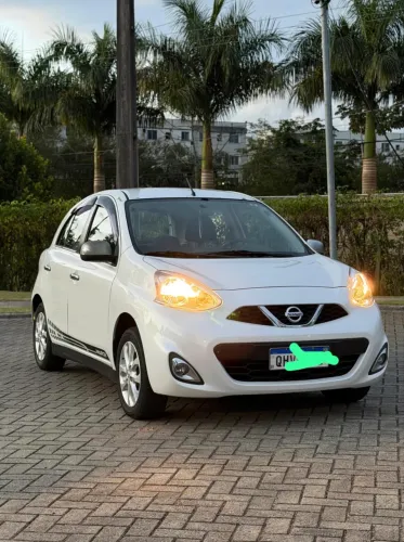 Nissan March SV 1.6 16V Flex Fuel 2016