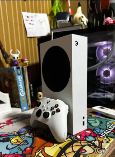 Xbox Series S + Controle Original + Bateria Recarregável Original Xbox