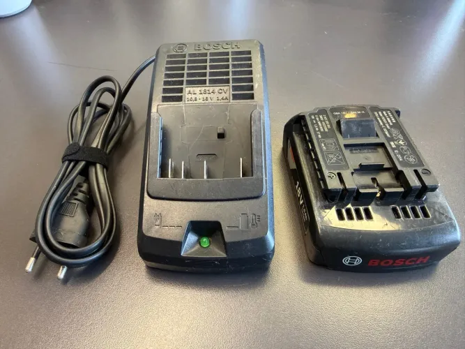 Carregador Bosch AL 1814 CV + Bateria Bosch Professional 18V 1,5Ah Original