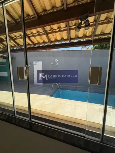 FJ 00204 Imóvel para aluguel com 200 metros quadrados com 3 quartos