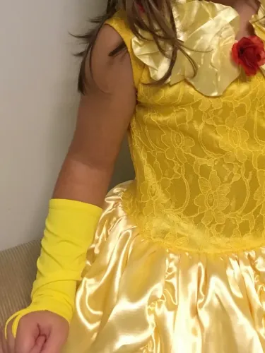 Fantasia - vestido Bela 4 a 6 anos