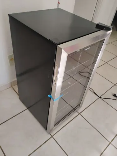 Adega / Frigobar Cervejeira Suggar 88 litros - Nova, sem uso