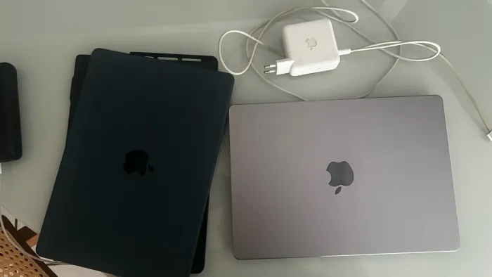 Macbook M1 Pro 2021 (display quebrado)