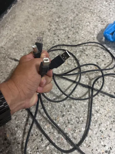 Cabos USB A para B (Impressora / Scanner) - Testados Preço: R$ 15,00 cada
