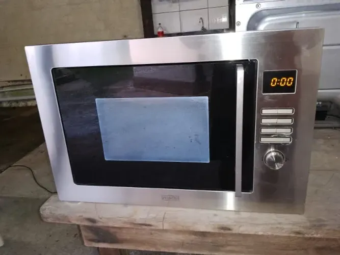 kit micro ondas e forno de embutir Frank linha suíça fabrica no brasil