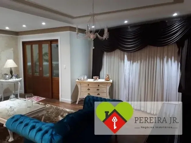 Casa para Venda · 4 quartos · 1 suíte · 300m² · Vila Rezende, Piracicaba