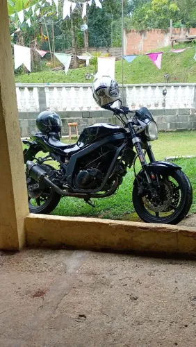 Vendo Moto Comet 250
