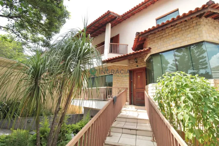 Casa com 4 quartos, City América - São Paulo