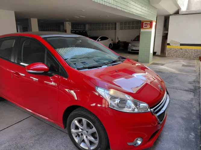 Peugeot 208 Allure 1.5 Flex 8V 5P 2016