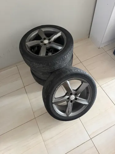 Jogo de rodas 17 5 furo Golf, jetta, Polo virtus entre outros carros