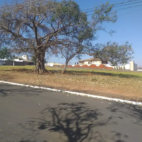 Terreno em Condominio Terra Verde em Fernandópolis