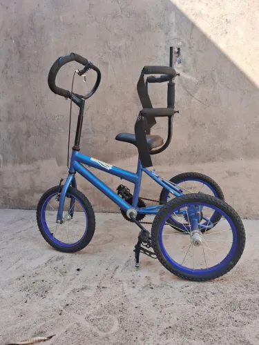 Triciclo infantil aro 16