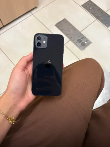 iPhone 12 azul 64gb