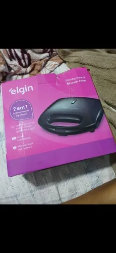 Vende-se sanduicheira nova na caixa