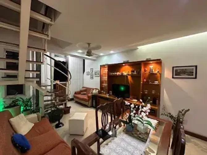 Cobertura Dupex 1.260.000,00 m², à venda por R$1.260.000,00 -Rua Gavião Peixoto - Icaraí -