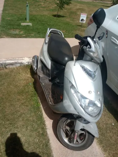 Suzuki Burgman 2008