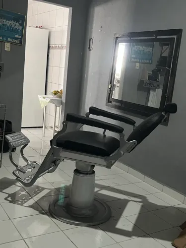 Cadeira de barbeiro, antiga 