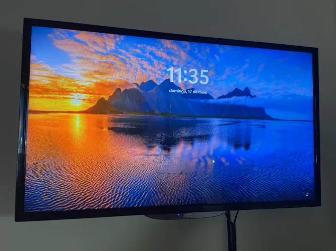 TV 32 por uma de 50 polegadas