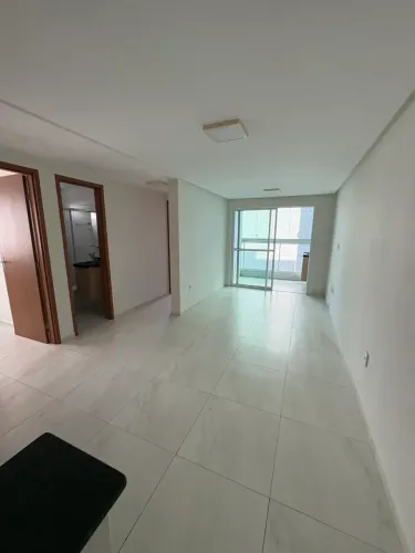 Apartamento para aluguel no Altiplano Cabo Branco com 3 quartos. Possui área de lazer comp