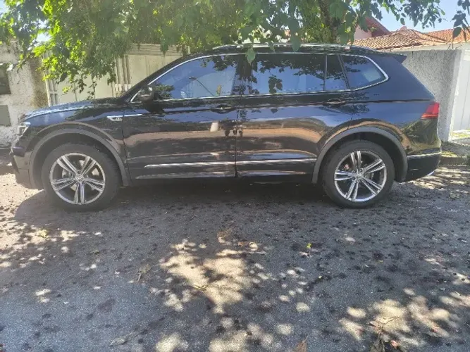Volkswagen Tiguan Allspac R-line 350 TSI 2.0 4X4 2019
