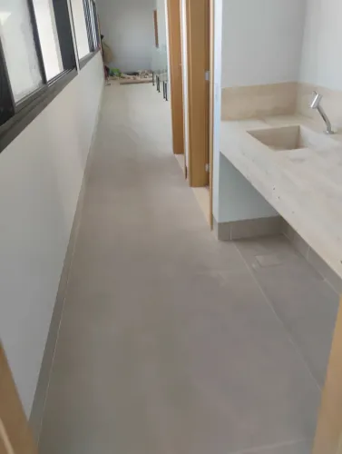 Pedreiro disponível 