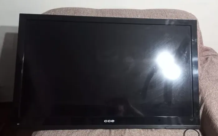 TELEVISÃO 42 POLEGADAS DIGITAL (NÃO É SMART)