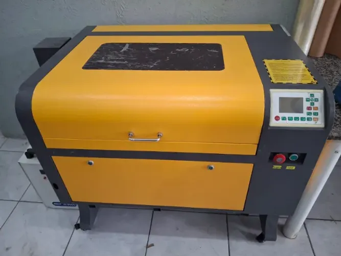Máquina Corte a Laser CO2 60x40