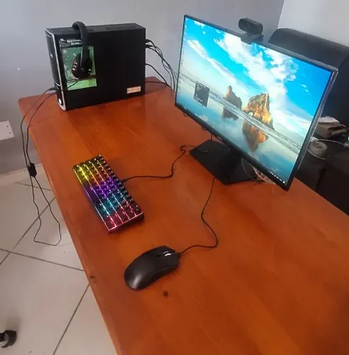PC COMPLETO + MESA + MONITOR