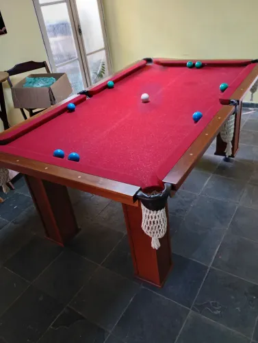 Mesa de sinuca semi nova