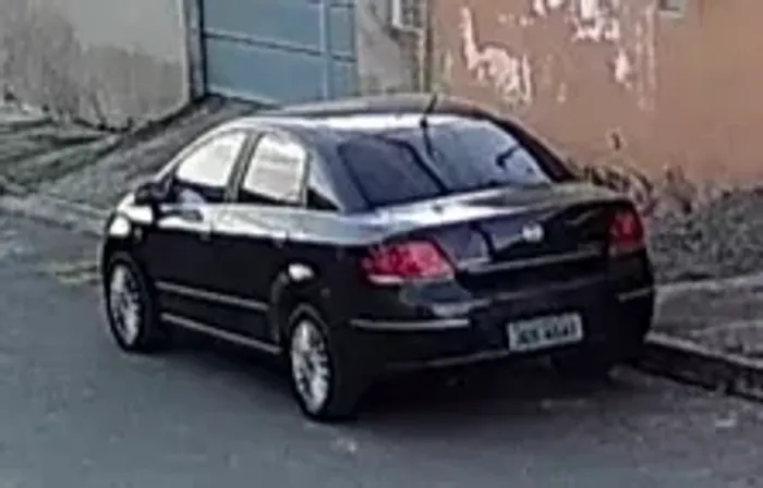 Fiat Linea Absolute 1.9/1.8 Flex Dualogic 4P 2009