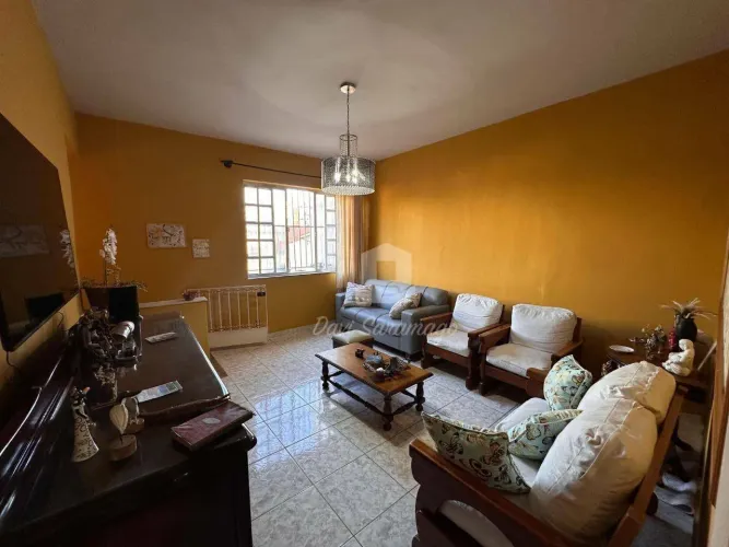 Sobrado com 2 Quartos à venda, Santa Rosa - Niterói/RJ
