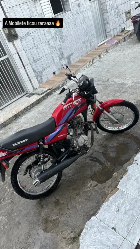 Vendo essa moto