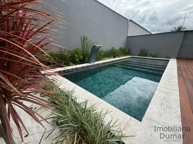 LINDA CASA NO ITAGUÁ COM 5 DORMS 240M2 E PISCINA