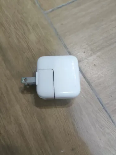 Carregador Apple Original 10W USB | iPad iPhone | Modelo A1357 | Pino Retrátil | Sem Cabo