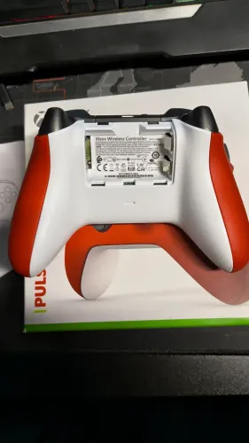 Controle xbox pulse red