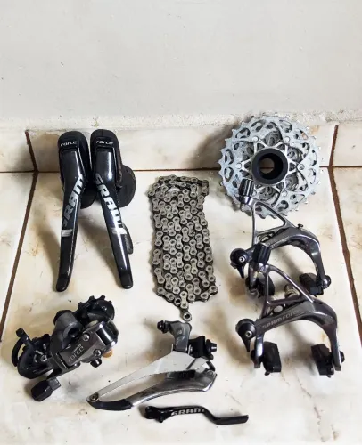 Grupo Sram Force 22 Carbon.    (leia descrição)