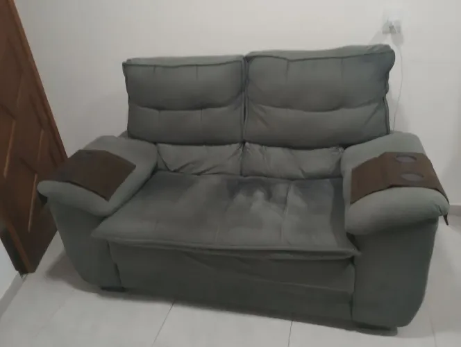 Sofá 2 lugares