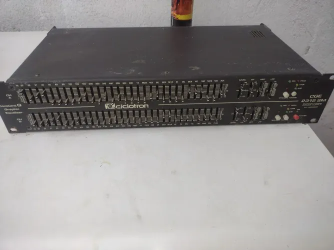 Vendo equipamento de som
