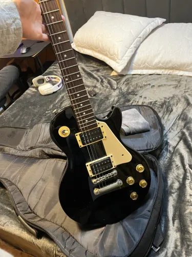 Guitarra Les Paul Epiphone + Amplificador Marshall